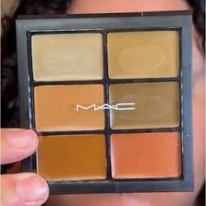MAC Cosmetics Limited Edition Green Cream Eyeshadow Palette #Social Climber